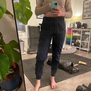 Lululemon Dance Studio Navy Mid-Rise Jogger *Full Length Size 6